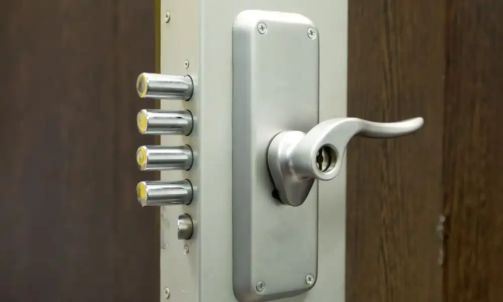 How To Pick A Bedroom Door Lock